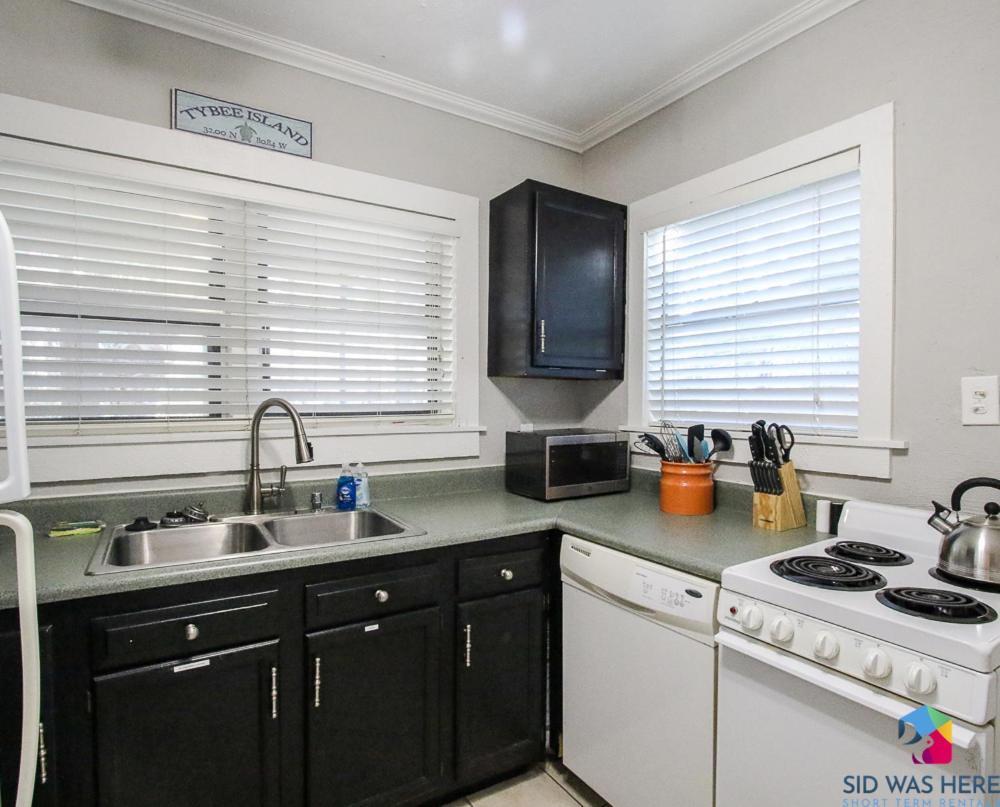 Sandys Dream Walk To North Beach Lower Apartment Tybee Island Exteriör bild